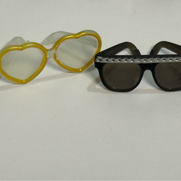 L.O.L. Surprise! Dolls with Pink and Purple Hair - Picture 4 of 5